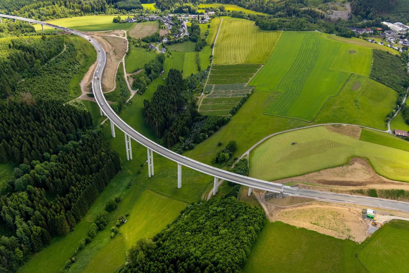 Neubau der Talbrücke Nuttlar der BAB Bundesautobahn A46