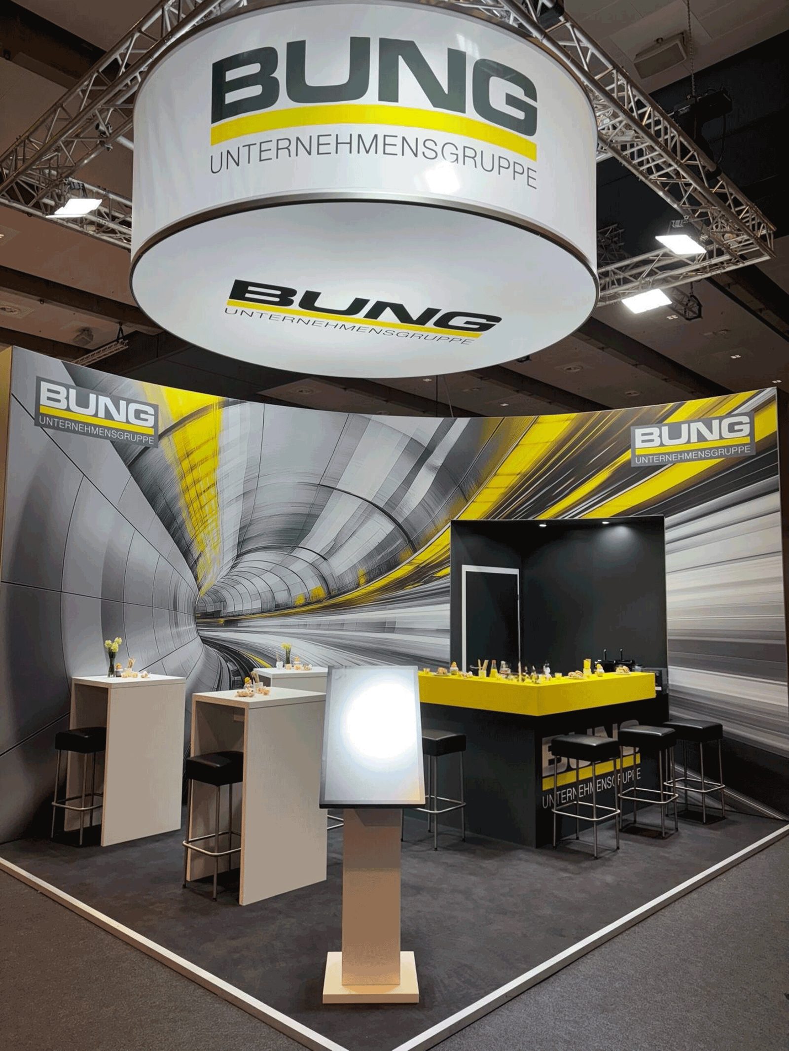 Messestand der BUNG Unternehmensgruppe auf der STUVA 2025